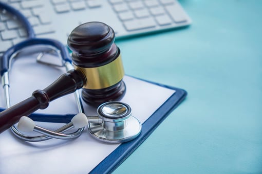 rsz_istock-1007900266_gavel_and_stethoscope
